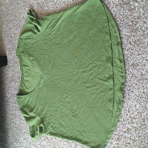 3/$10‼️V-Neck Tee